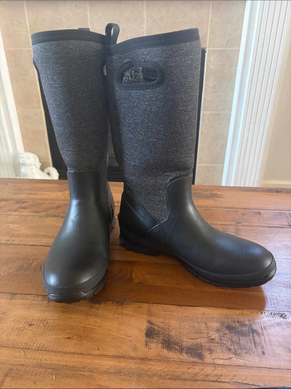 Bogs Women's Crandall Tall Waterproof Boots size 10